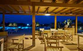 Die Terrasse am Pool